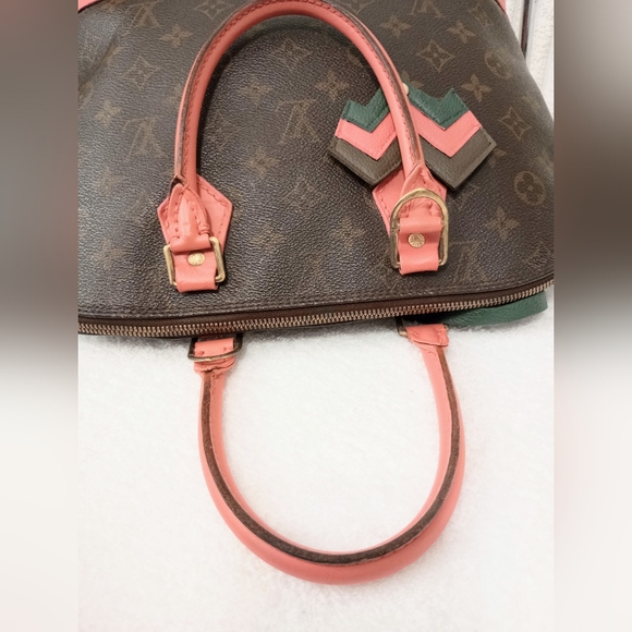 Louis Vuitton bags - Picture 8 of 16